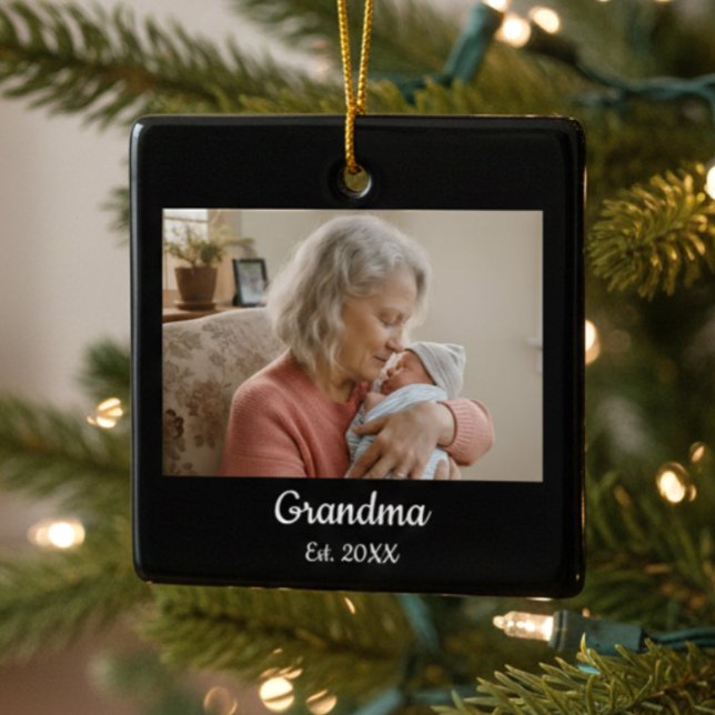Einfaches Skript Oma Geschätztes Jahr Keramikornament (Von Creator hochgeladen)
