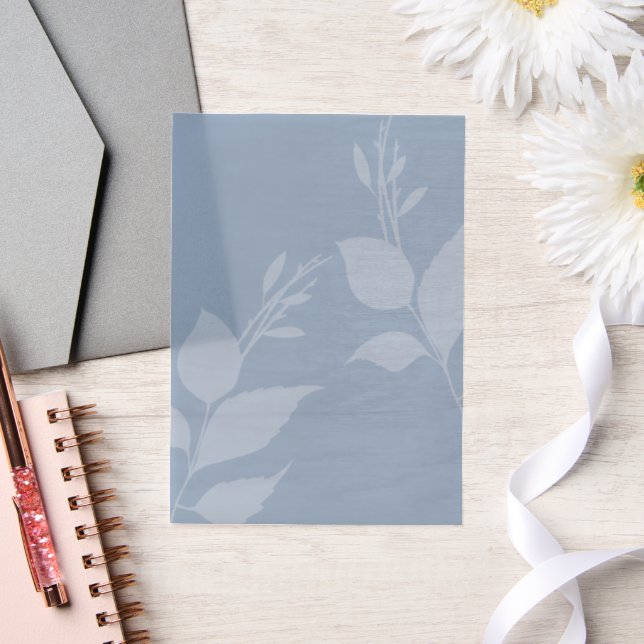 Einfaches staubiges Vellum mit Blättern (Hochzeit)