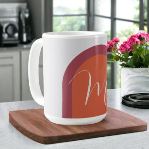 Einfaches stylisches Arch mit der Monogram Initial Kaffeetasse