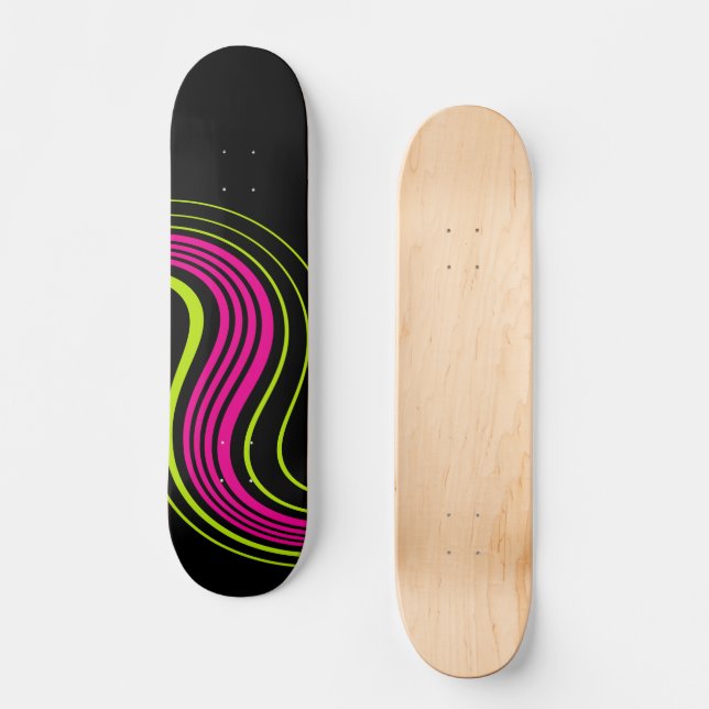 Einfaches Swirren in Lime Green, Hot Pink und Blac Skateboard (Vorderseite)