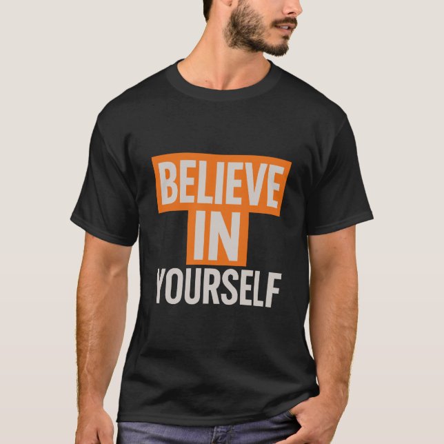 einfaches T - Shirt (Vorderseite)