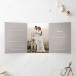 Einfaches Taupe Foto Elegante Hochzeit Dreifach Gefaltete Einladung