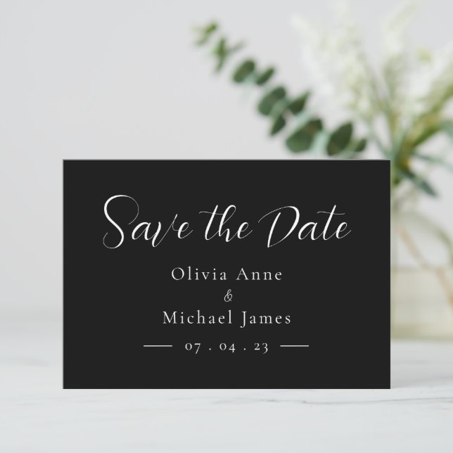 Einfaches Weiß- und Schwarz-Script Save the Date (Stehend Vorderseite)