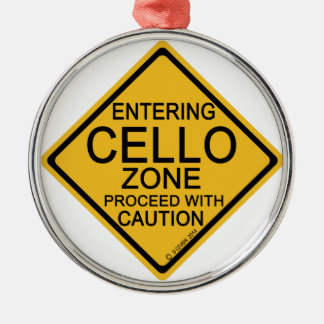 Einfahrt in die Cello Zone Ornament Aus Metall