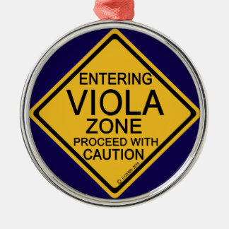 Einfahrt in die Viola Zone Ornament Aus Metall