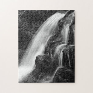 Einfarbiger Poconos Wasserfall Puzzle