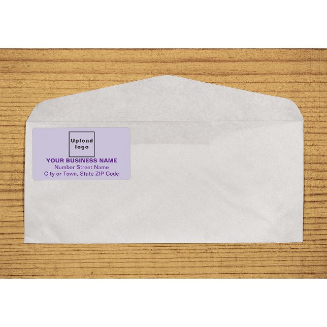 Einfarbiges Etikett für die Lila Beförderung von U (Monochrome purple business shipping label on envelope)