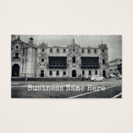 Einfarbiges Fahrzeug auf der Stadtstraße