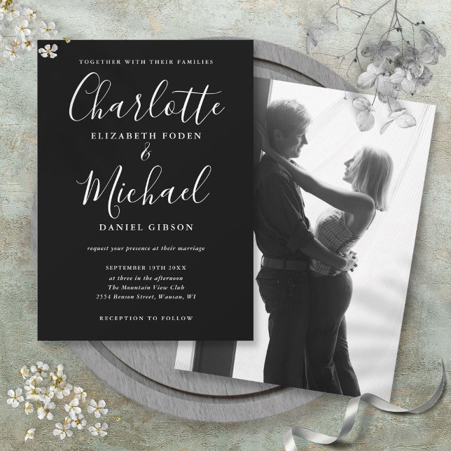 Einfarbiges Foto mit Schwarzweißschrift Einladung (Black And White Script Monochrome Photo Wedding Invitation)