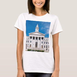 Eingang des Stadt- und County-Gebäudes von Denver T-Shirt