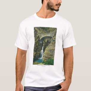 Eingangs-Kaskaden-und Wache-Brücken-Ansicht T-Shirt