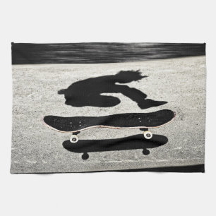 eingeklemmtes Skateboard Küchentuch