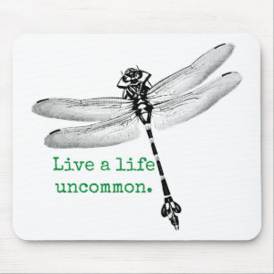 Eingewöhnliche Libelle Mousepad