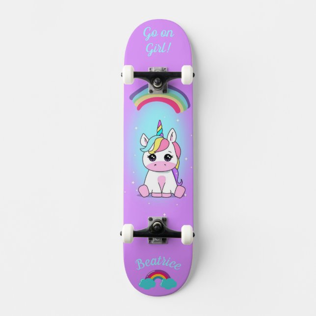 Einhorn auf Skateboard mit personalisierten Bildun (Vorderseite)
