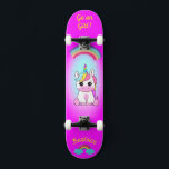 Einhorn auf Skateboard mit personalisierten Bildun<br><div class="desc">Unicorn auf Skateboard mit personalisierten Bildunterschriften Unicorn Personalisiert Skateboard KLICKEN Sie auf PERSONALISIEREN TEMPLATE OPTION UND geben Sie den Namen. Cooles Skateboard in lebhaften Farben und für den Hintergrund und ein funky Einhorn auf einem Skateboard. Dieses Skateboard ist eine tolle Geschenkidee für einen Einhornliebhaber.</div>