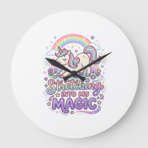 Einhorn, das sich in meine magische fette Schrifta Große Wanduhr