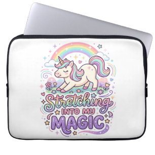 Einhorn, das sich in meine magische fette Schrifta Laptopschutzhülle