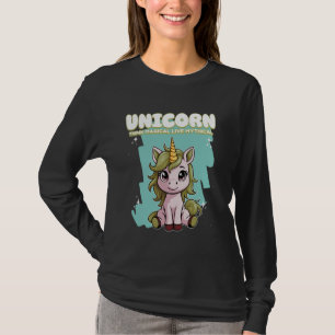 Einhorn Denkt Magisch Lebt Mythisch Einhorn T-Shirt