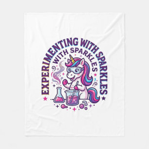 Einhorn experimentiert mit Funkeln Werbefilm Cut Fleecedecke