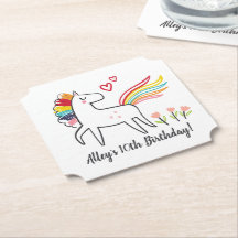 Einhorn-Geburtstag mit Regenbogenfarben und indivi