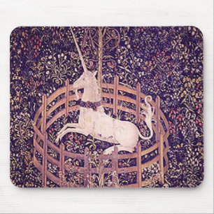 Einhorn in Gefangenschaft Wandteppich Mousepad