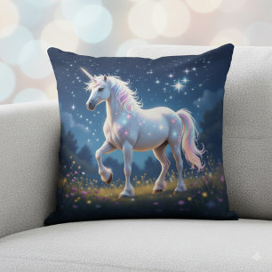 Einhorn in Starlit Wildblume Wiese bei Nacht Kissen