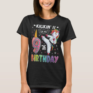 Einhorn Karate 9. Geburtstag Neun 9 Jahre Alt Taek T-Shirt