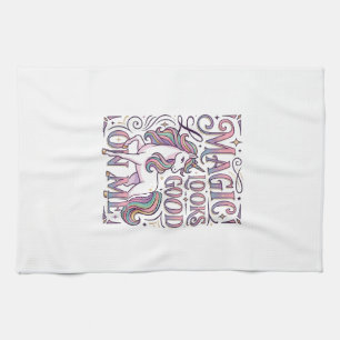 Einhorn-Magie sieht auf mir trendy Shirt Grafik gu Geschirrtuch