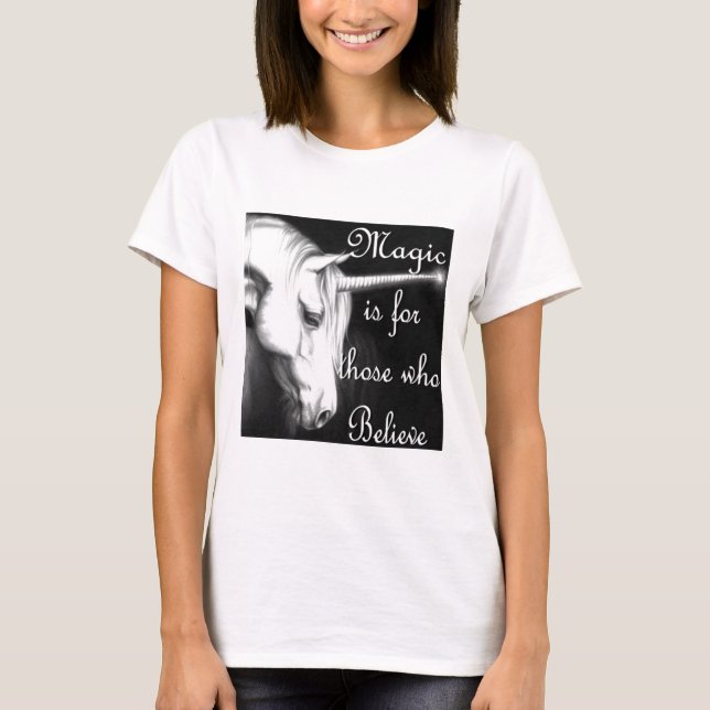 Einhorn-Magie T-Shirt (Vorderseite)
