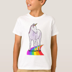 Einhorn mit Regenbogen T-Shirt