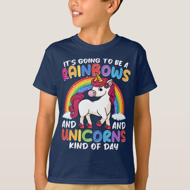 Einhorn Niedliche Whimsical Funny Rainbows und Ein T-Shirt (Vorderseite)