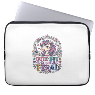 Einhorn süß aber leicht verwildert Weißer Hintergr Laptopschutzhülle