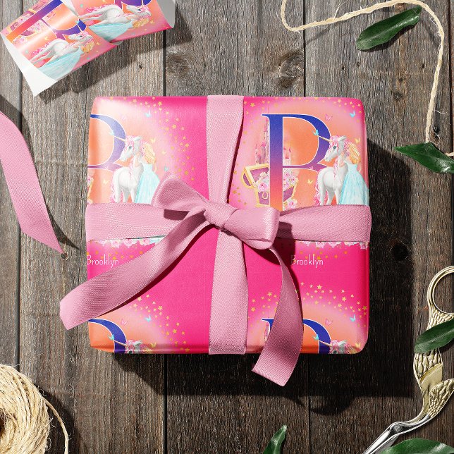 Einhorn und Prinzessin mit Schlossbuchstabe B Mono Geschenkpapier (Von Creator hochgeladen)