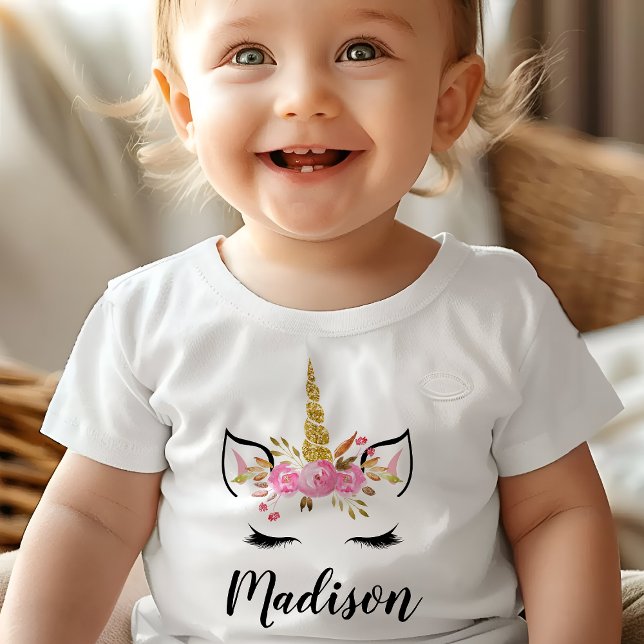 Einhorngesicht mit Eyelasenbezeichnung Personalisi Baby T-shirt (Von Creator hochgeladen)