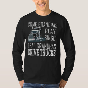 Einige Grandpas spielen Bingo Real Grandpas Drive  T-Shirt