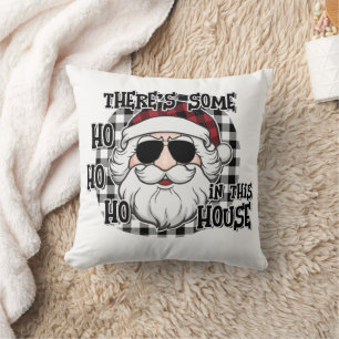 Einige Hosts in diesem Haus   Punny Santa Sublimat Kissen