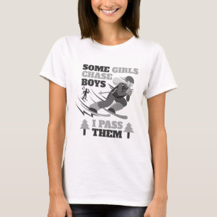 Einige Mädchen jagen Jungen Ich P Sie Lustige Skir T-Shirt