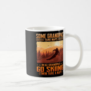 Einige Omas machen ein Nickerchen Wirkliche Omas g Kaffeetasse