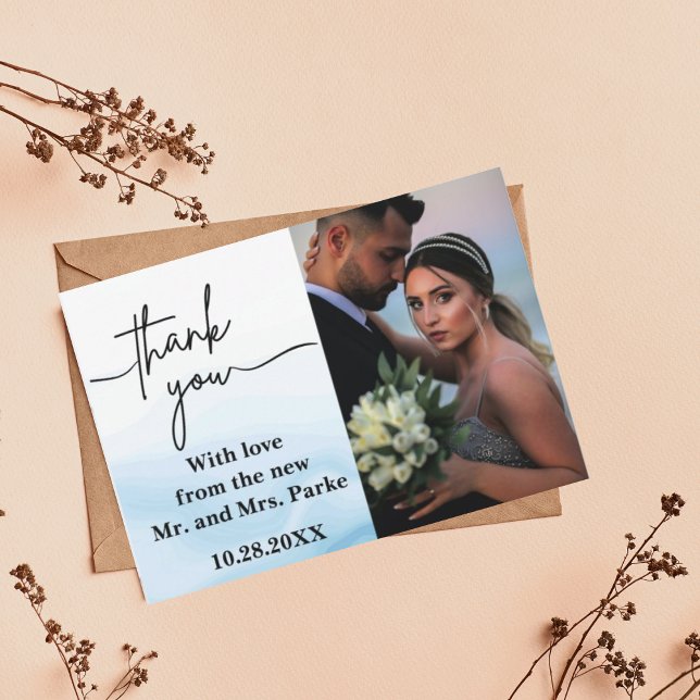 Einladung aus weißem Marmor (Von Creator hochgeladen)