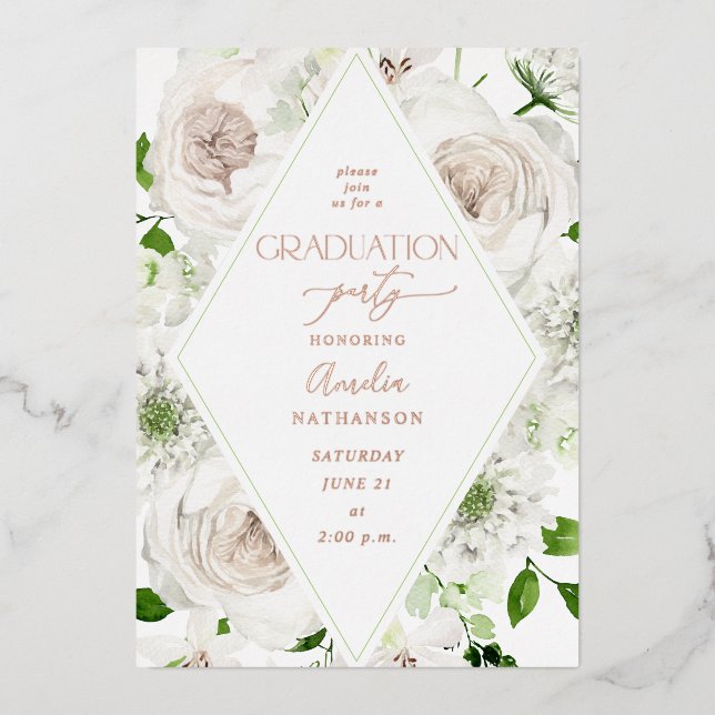 Einladung der White Floral Graduation Party Foil (Vorderseite)