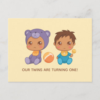 Einladung von Baby Twins zum ersten Geburtstag ein Postkarte