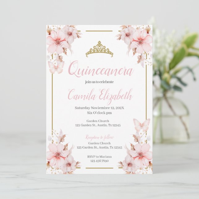 Einladung von Pink Floral Quinceñera (Stehend Vorderseite)