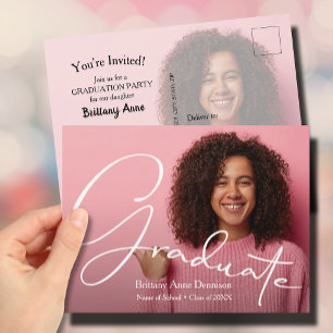 Einladung zu Chic Script Foto Graduation Party Postkarte