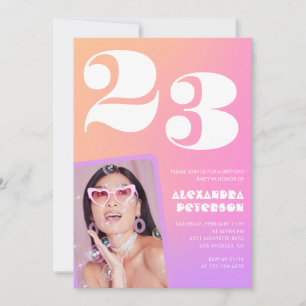 Einladung zum 23. Geburtstag mit rosa Farbverlauf