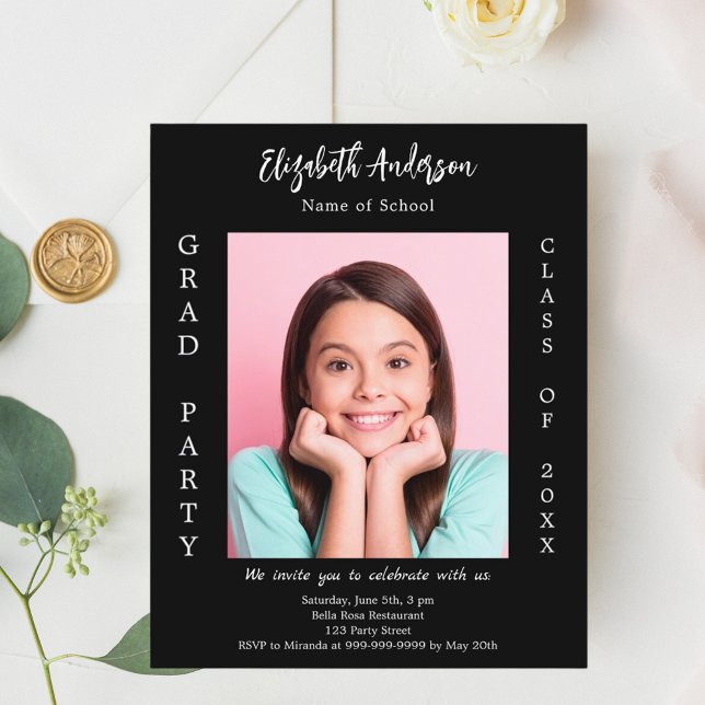 Einladung zum Schwarz-weißen Foto 2025 der Graduat (Von Creator hochgeladen)