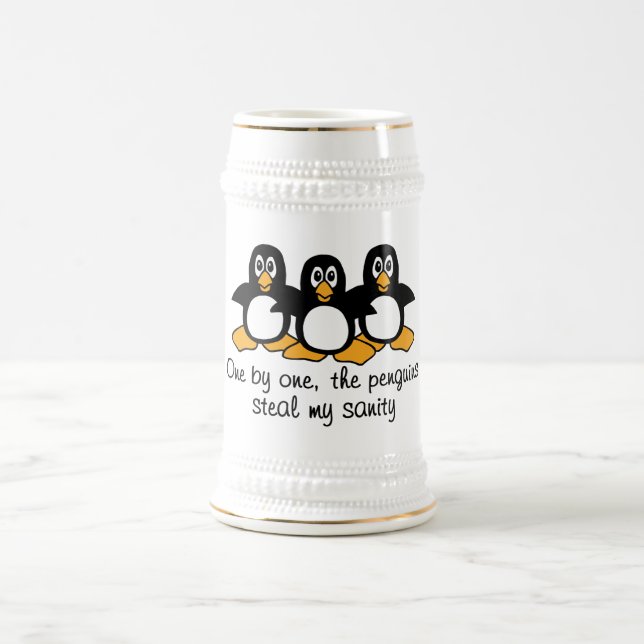 Eins nach dem anderen stehlen die Pinguine meine Bierglas (Mittel)