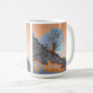 EINSAME BERGBÄUME KAFFEETASSE