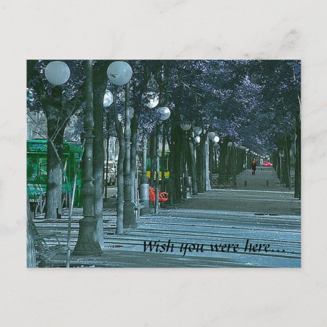 Einsamkeit in der Stadt Postkarte (Vorderseite)