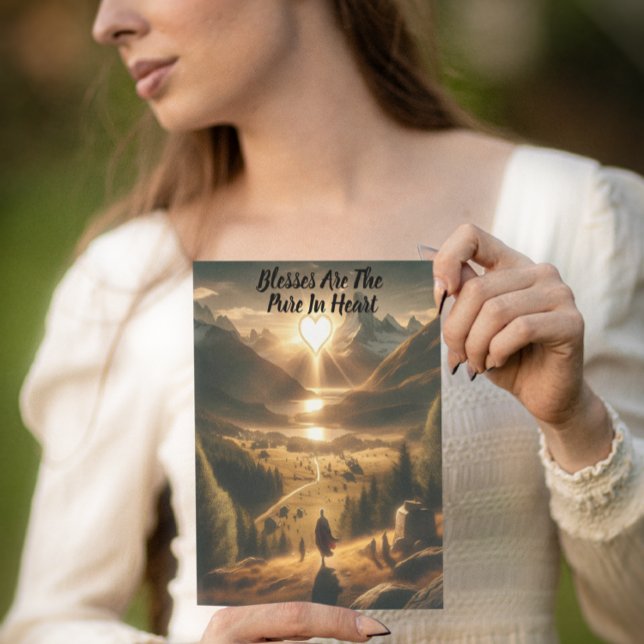 Einsamkeit zwischen den Bergen Postkarte (Von Creator hochgeladen)