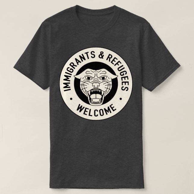 Einwanderer und Flüchtlinge willkommen T-Shirt (Design vorne)